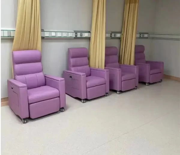 IV adjustable manual chair with 3 sections